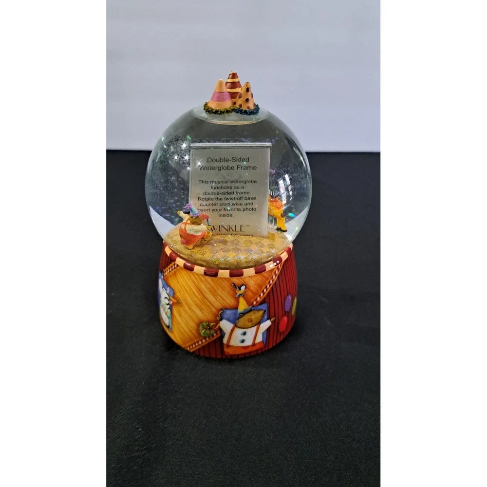 Two by Two, Picture‎ Frame Musical Water/Snow Globe by Twinkle, Inc.
